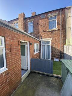 3 bedroom terraced house to rent, South Terrace, Peterlee, County Durham, SR8