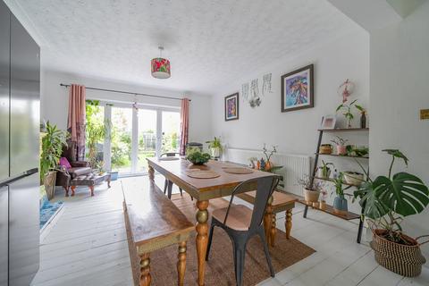 5 bedroom semi-detached house for sale, Kidbrooke Park Road, Blackheath, London