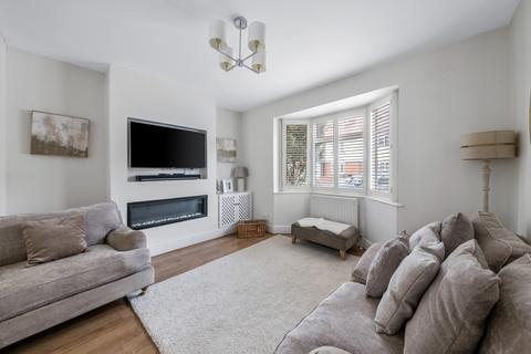3 bedroom end of terrace house for sale, Montague Road, Hanwell, W7