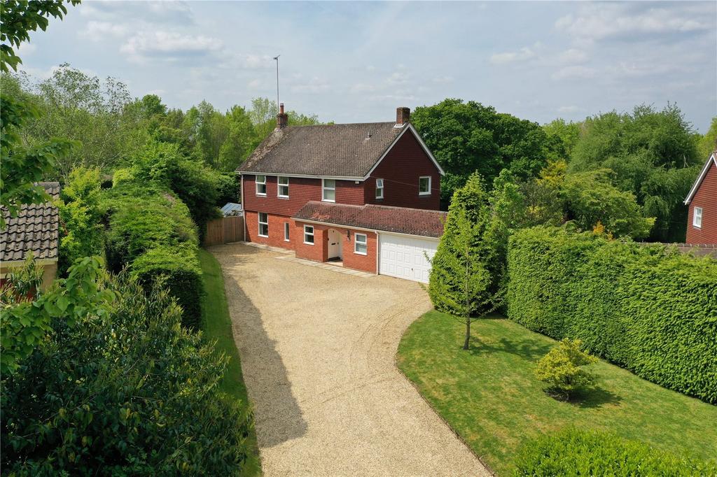Rotten Row, Bradfield, Reading... 4 bed detached house for sale £