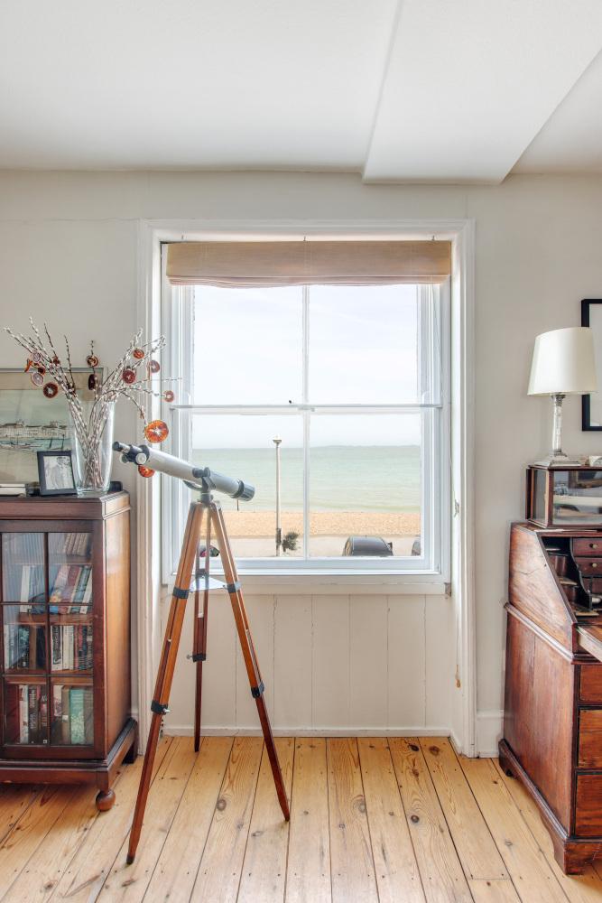 First Floor Sea View