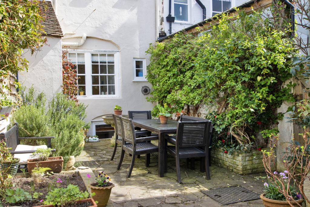 Courtyard Garden