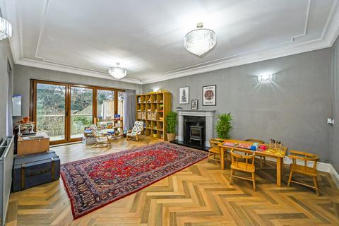 34 Brookvale Road, Southampton, SO17 1QR