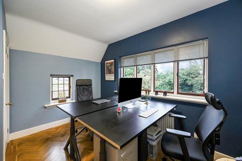 34 Brookvale Road, Southampton, SO17 1QR