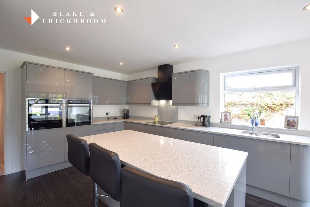 Kitchen diner