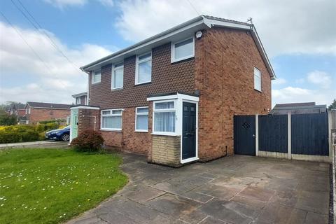 3 bedroom semi-detached house to rent, Crook Lane, Winsford