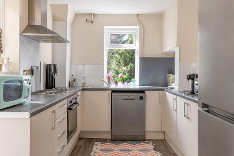 156 Coronation Avenue, Bath, BA2 2JR