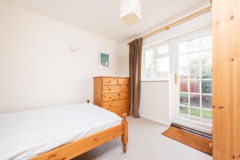 1 bedroom terraced house to rent, Pheasant Walk, Littlemore, Oxford, OX4 4XX