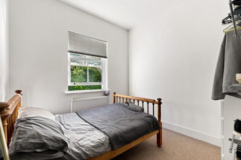 1 bedroom flat to rent, Foord Road South, Folkestone, Folkestone, CT20