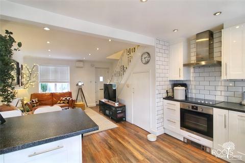 2 bedroom end of terrace house for sale, Manor Park, Newbury RG14