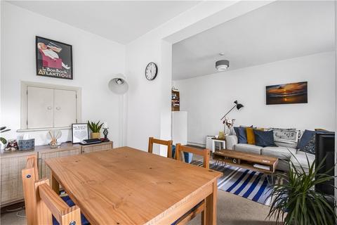 2 bedroom apartment to rent, Auckland Road, London, SE19