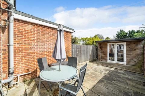 2 bedroom end of terrace house for sale, Thatcham,  Berkshire,  RG18