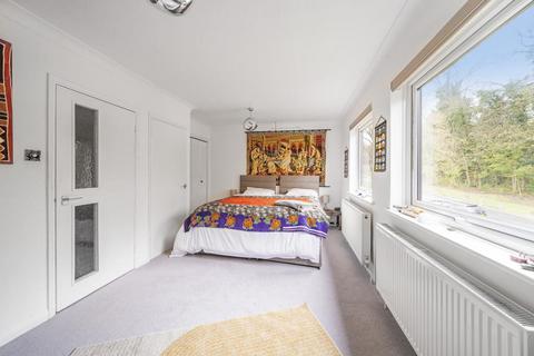 4 bedroom terraced house for sale, Milespit Hill,  Mill Hill Village,  NW7