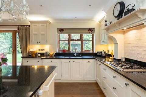 4 bedroom detached house for sale, High Coombe Place, Warren Cutting, Kingston upon Thames, KT2.