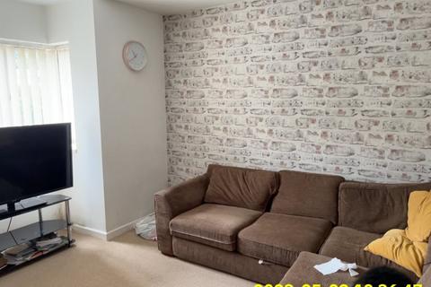 2 bedroom flat to rent, Chapel Court, St Mary Street, Risca,