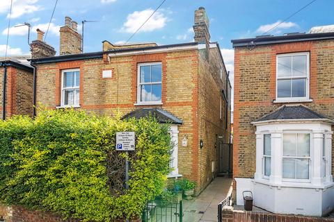 5 bedroom semi-detached house to rent, Hardman Road, Kingston Upon Thames, KT2