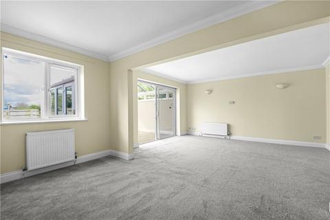 4 bedroom detached house for sale, Kinross Drive, Sunbury-on-Thames, Surrey, TW16