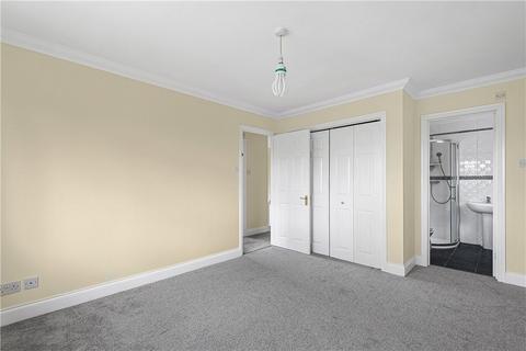 20 Kinross Drive, Sunbury-on-thames, TW16 7JU