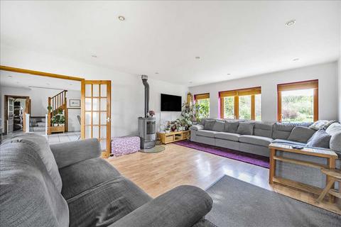 4 bedroom detached house for sale, Farm Road, Abbotts Ann, Andover