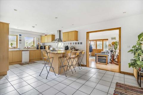 4 bedroom detached house for sale, Farm Road, Abbotts Ann, Andover