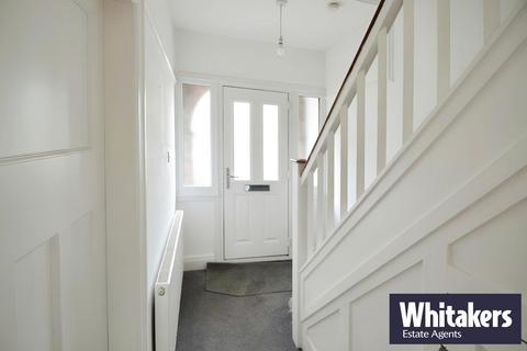 3 bedroom terraced house to rent, Church Street, Sutton-on-Hull, HU7