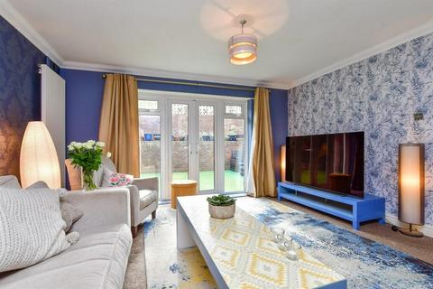 4 bedroom detached house to rent, Cowley Drive Brighton BN2