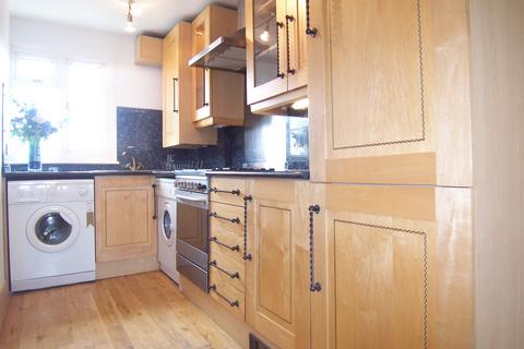 1 bedroom apartment for sale, Jackson Road, Top Floor Flat, Holloway, London, N7