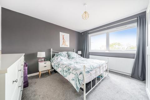 2 bedroom flat for sale, Gloucester Road, Kingston Upon Thames, KT1