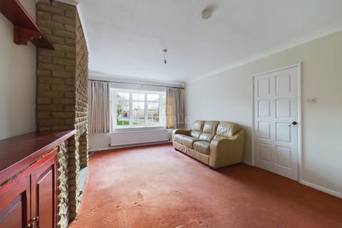 3 bedroom end of terrace house for sale, Ravensmoor Close, North Hykeham LN6