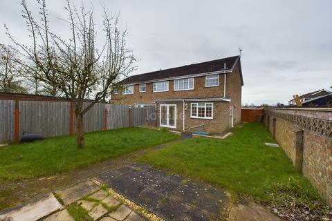 3 bedroom end of terrace house for sale, Ravensmoor Close, North Hykeham LN6