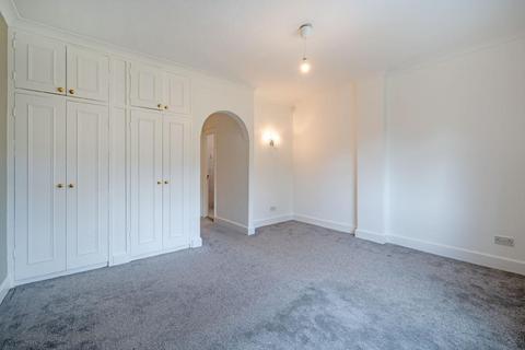 3 bedroom flat for sale, Chatsworth Road, Mapesbury