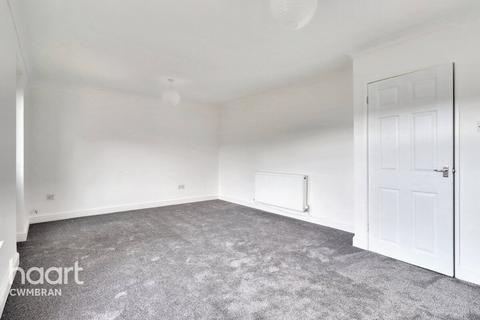 4 bedroom end of terrace house for sale, Kingsland Walk, Cwmbran