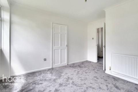 4 bedroom end of terrace house for sale, Kingsland Walk, Cwmbran