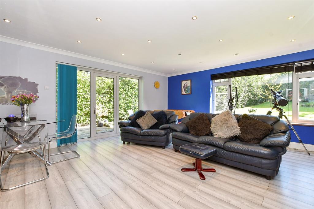 Addington Village Road, Croydon, Surrey 4 bed detached house for sale