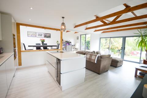 4 bedroom detached house for sale, The Creek, Sunbury-on-Thames TW16