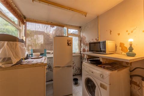 16 Alexandra Road, Sebastopol, Pontypool, NP4 5BJ
