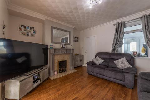 93 Blaendare Road, Pontypool, NP4 5RT