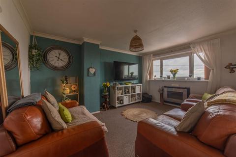 12 Brynheulog, Griffithstown, Pontypool, NP4 5QU