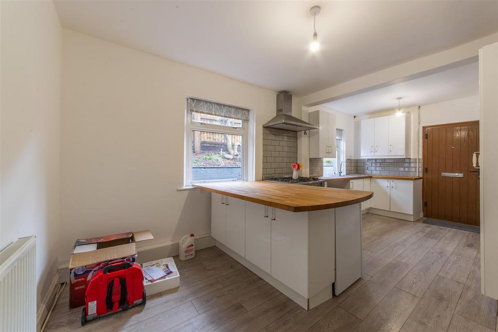 130 Capel Newydd New-15.jpg