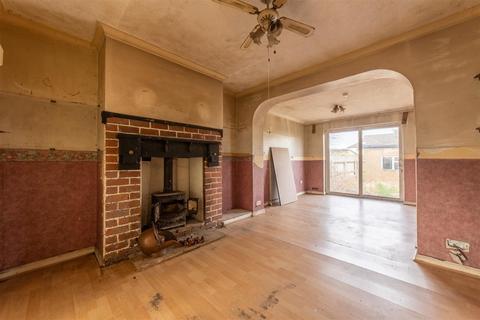 2 Clairwain, New Inn, Pontypool, NP4 0QA