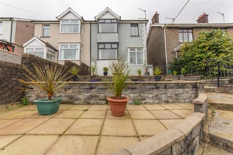 44 Broadway, Pontypool, NP4 6HW
