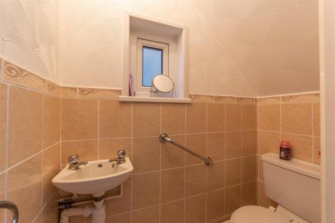 44 Broadway, Pontypool, NP4 6HW