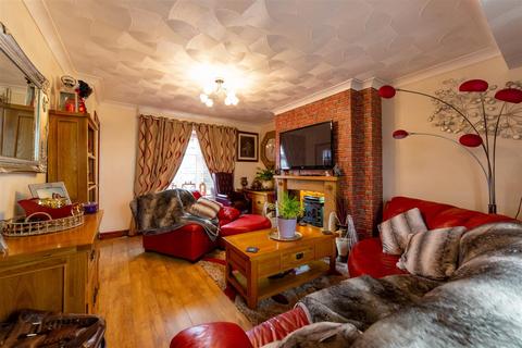 36 Channel View, Penygarn, Pontypool, NP4 8BN