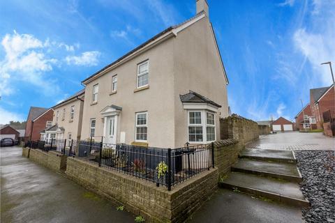 4 bedroom detached house for sale, Ffordd Bevan, Cwmbran NP44