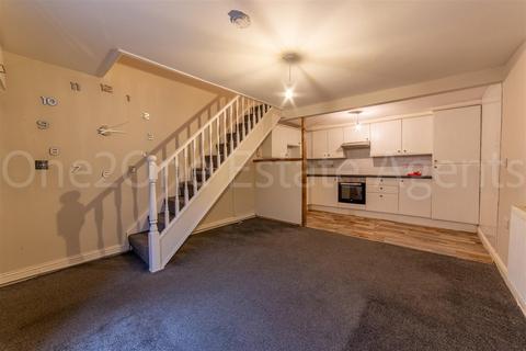 1 bedroom terraced house for sale, George Street, Pontypool NP4