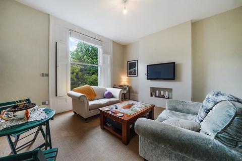 1 bedroom flat to rent, Belitha Villas, London N1