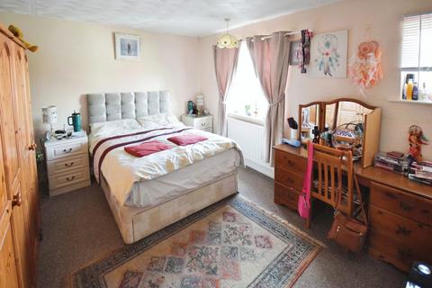 2 bedroom terraced house for sale, Grantham Drive, Skegness PE25