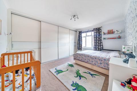 91 Gloucester Road, Kingston Upon Thames, KT1 3QW