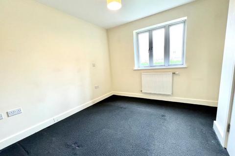 1 bedroom ground floor flat to rent, Thomas Court, New Mossford Way, Barkingside IG6