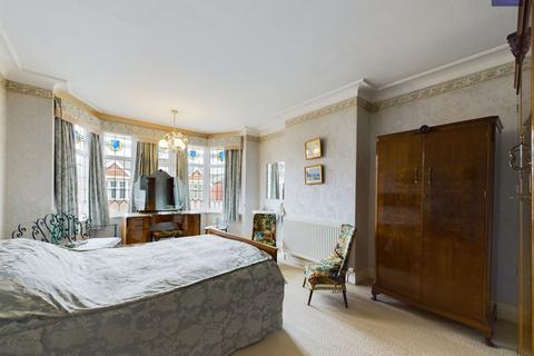 32 Kenwyn Avenue, Blackpool, FY3 9HR